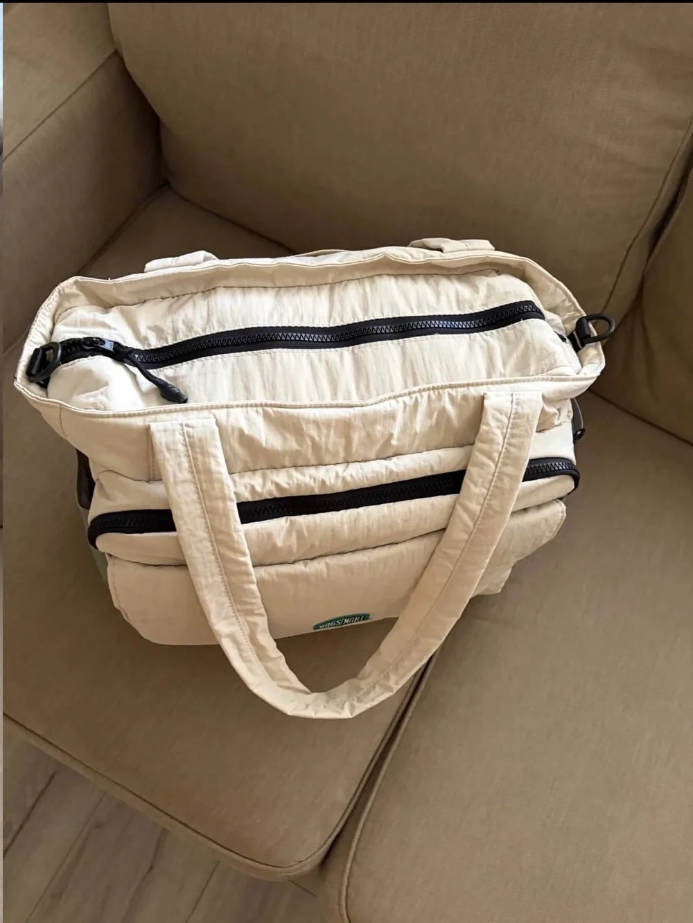bags mart spacious cream